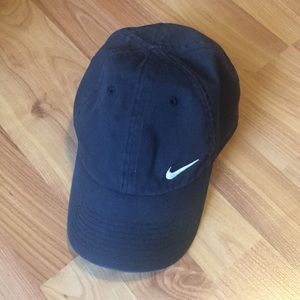 Nike dad hat